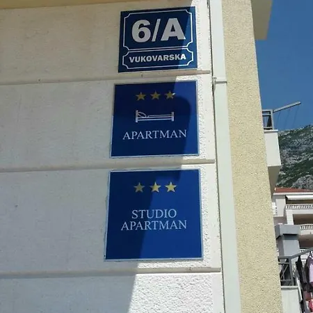 Nada * Makarská